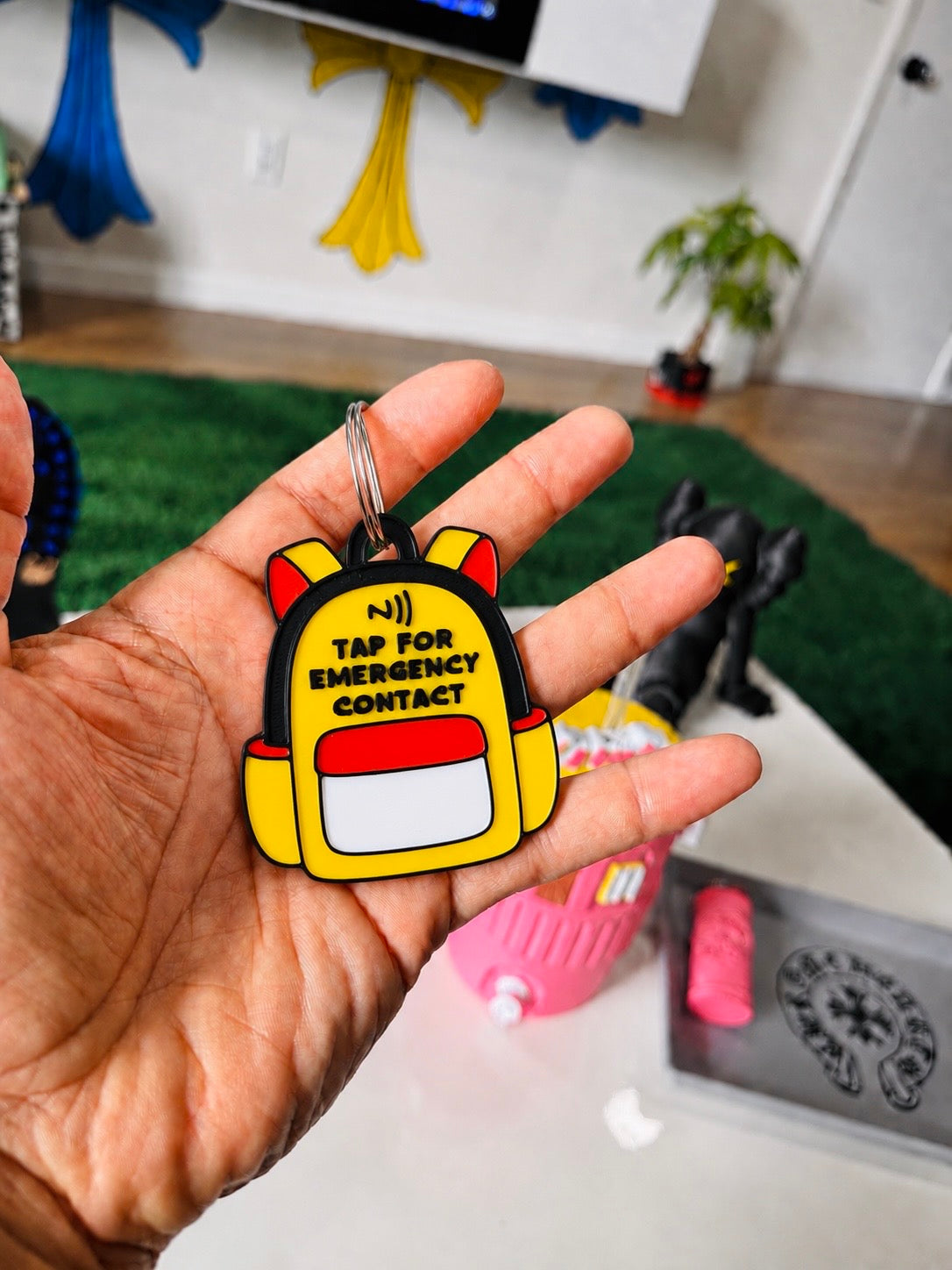 2-in-1 Kids Emergency NFC + AirTag Backpack Tag Emergency Contact • Hidden AirTag Holder • Backpack Keychain