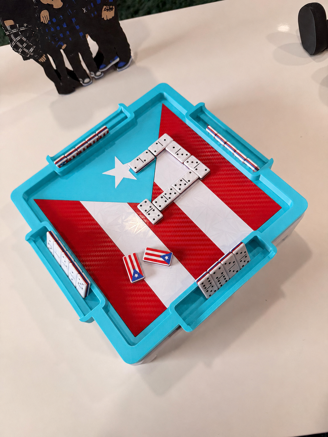 Puerto Rico mini domino set in Ocean Blue